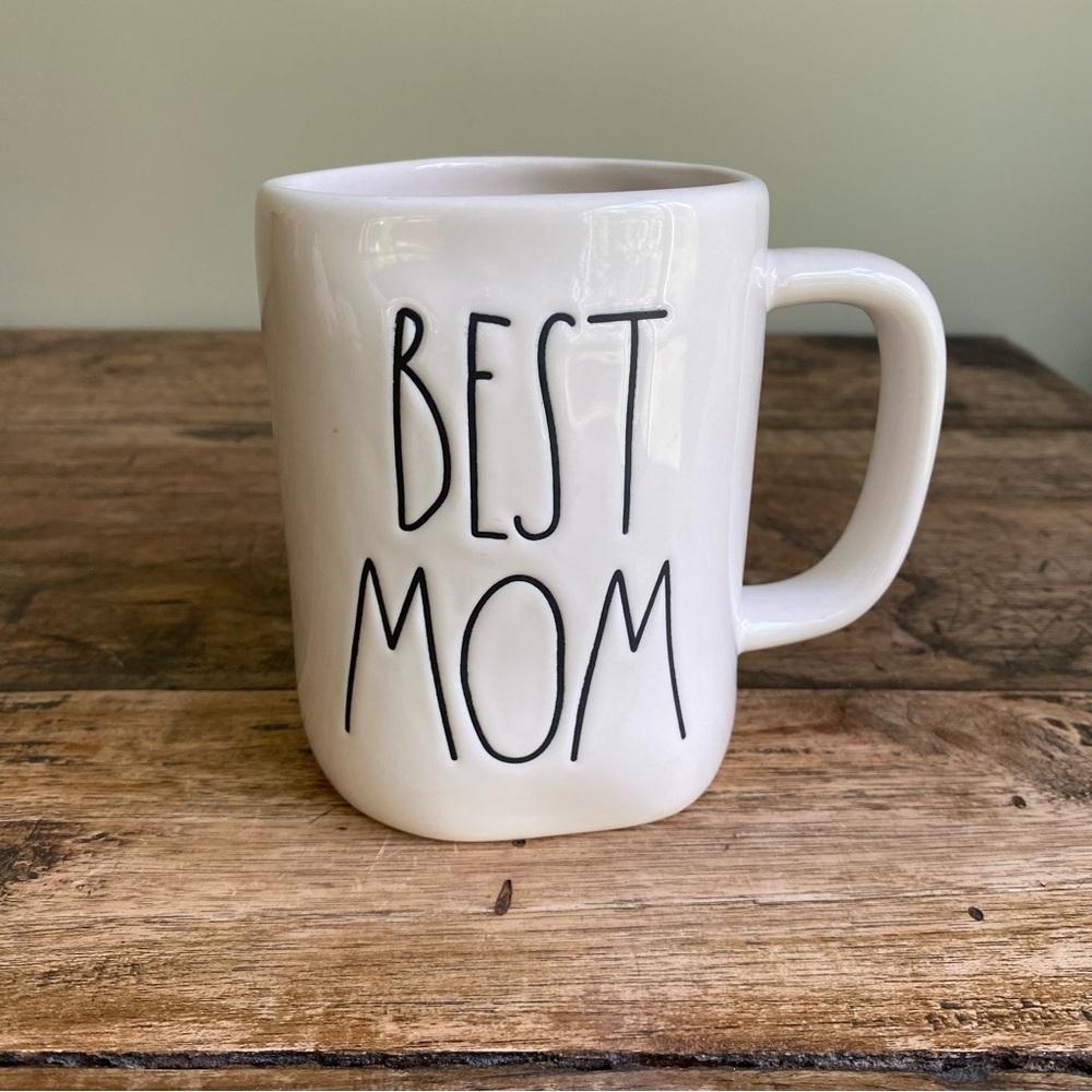 World's Best Mom White Mug